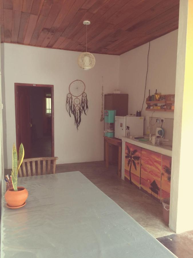Happyshack Hostel Mirissa Exteriér fotografie
